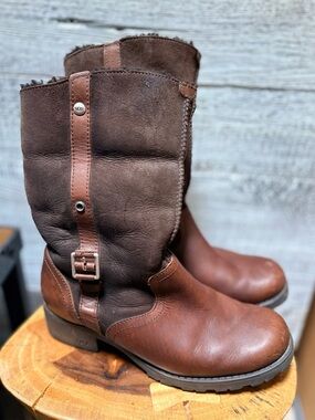 UGG | "Bellevue" Sheepskin/Leather Mid-Calf Folding Boots - Women's 7.5, Brown